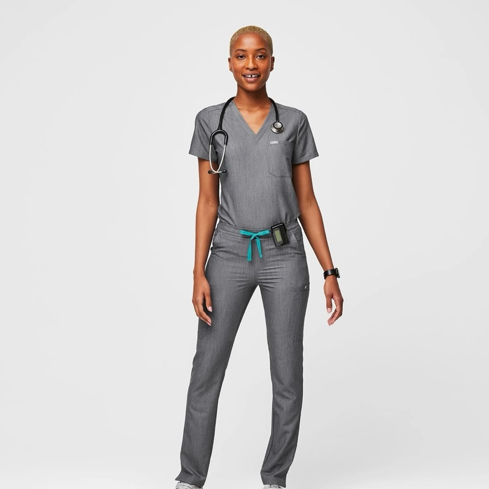 Figs Women's Gray Straight Leg Pants and scrub top set.